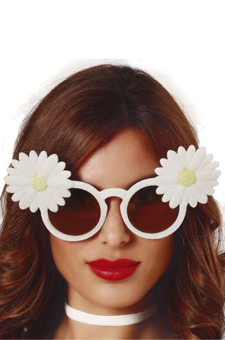 White Glasses with Daisies.