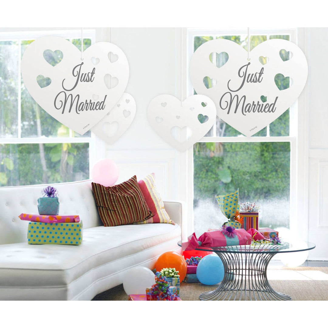 Just Married Hangers Hearts - 5 pieces - PartyExperts