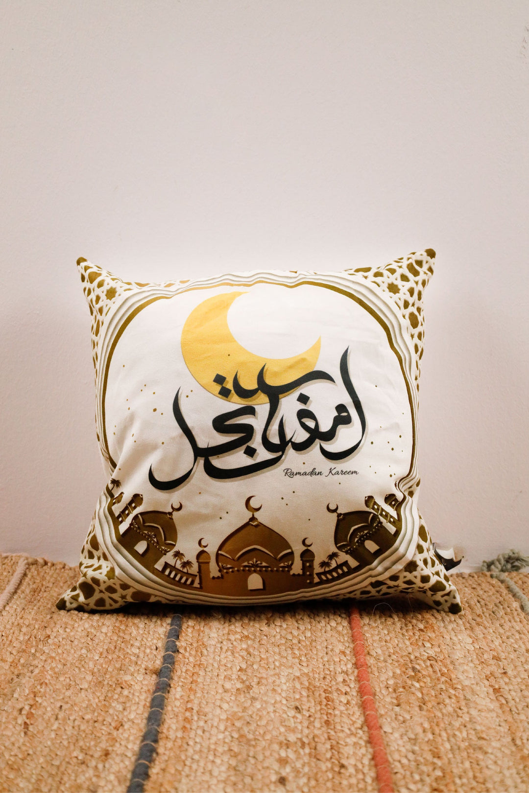Ramadan Decoration - Pillow with lights - PartyExperts