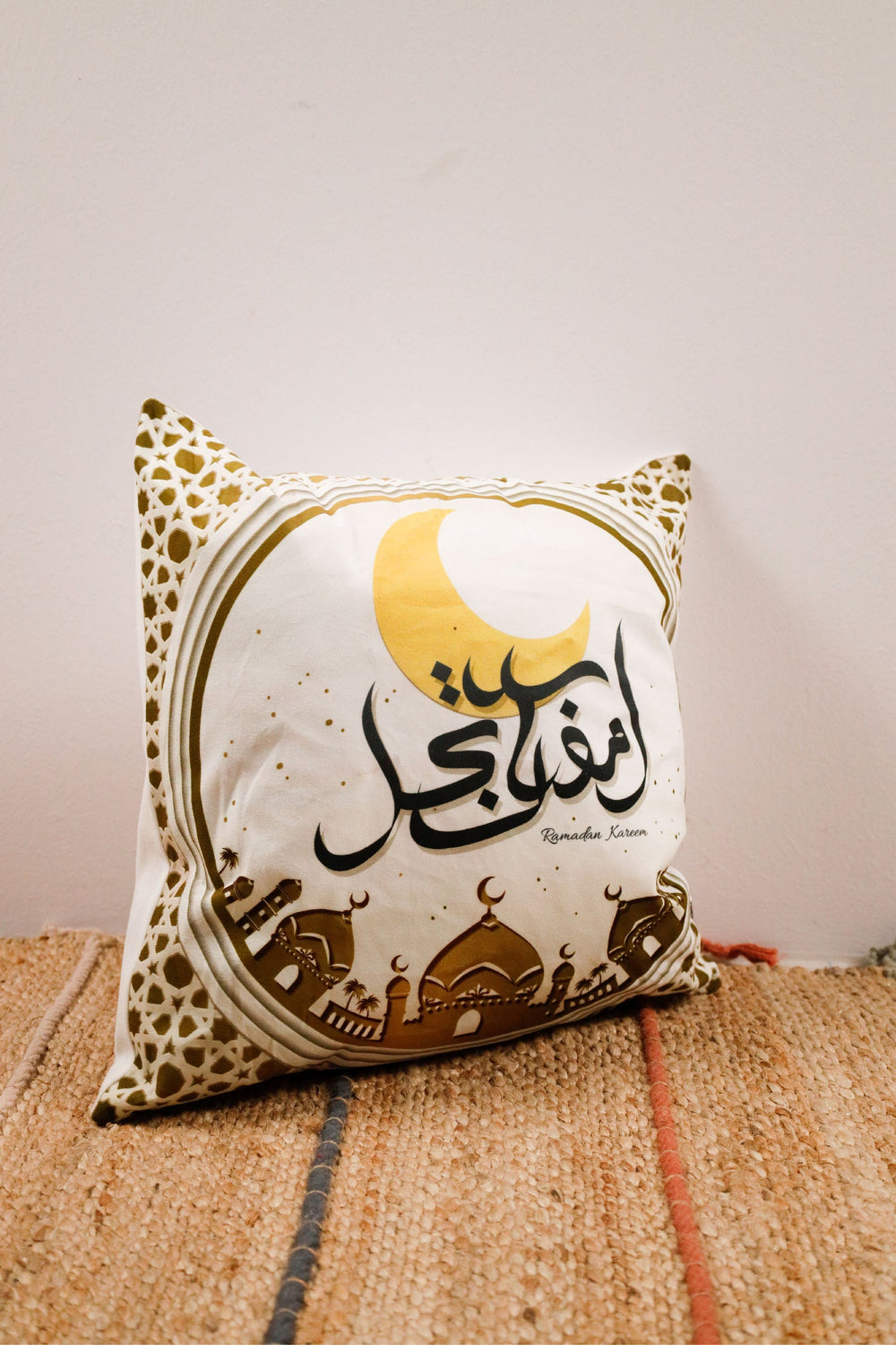 Ramadan Decoration - Pillow with lights - PartyExperts